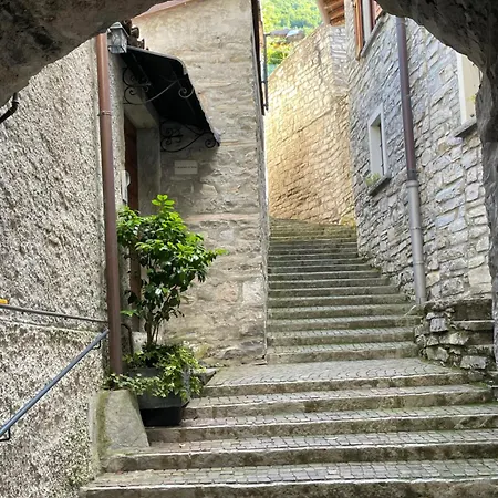 아파트 Il Borghetto Di 토르노